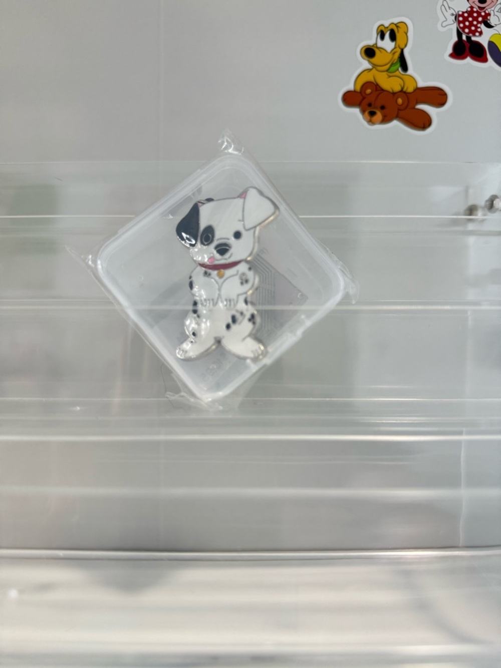 Disney Specialty White & Black 101 Dalmatian Enamel Pin